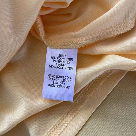 Lulus Yellow Fit and Flare Dress with Crochet Waist Size Large - Picture 7 of 9